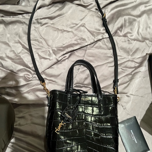 New Saint Laurent Mini Croc Embossed Tote - Picture 9 of 13